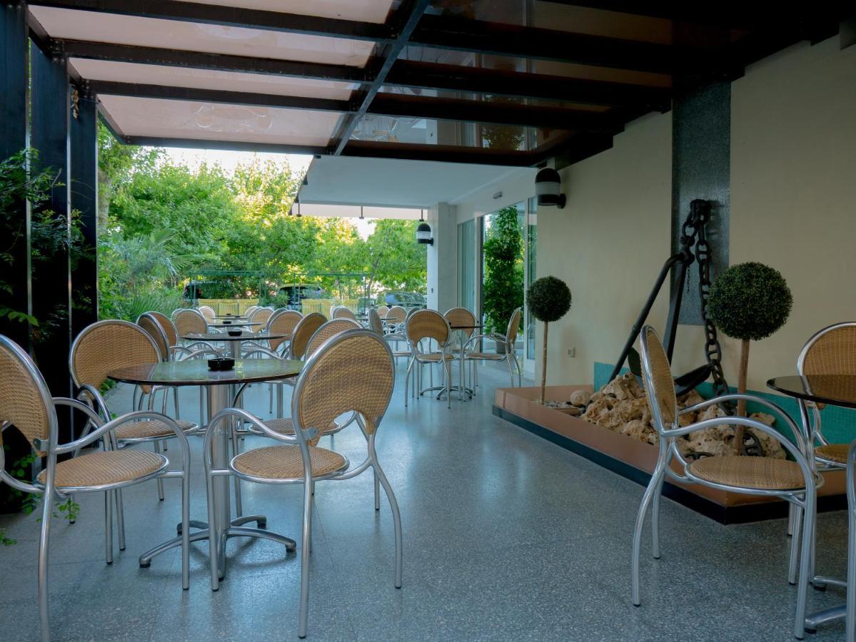 Hotel Pari Misano Adriatico Exterior foto